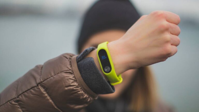 smartwatch xiaomi amarelo